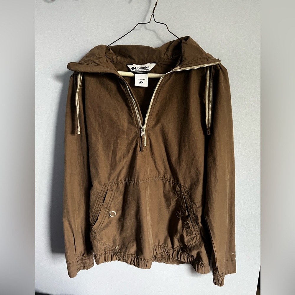 Columbia windbreaker